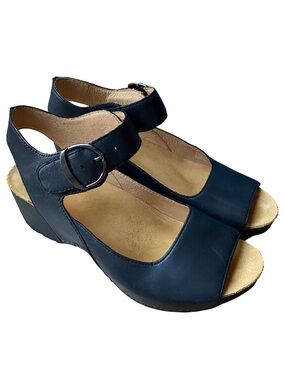 Dansko Tiana burnished black leather peep toe wedge clog heel sandals size US 8